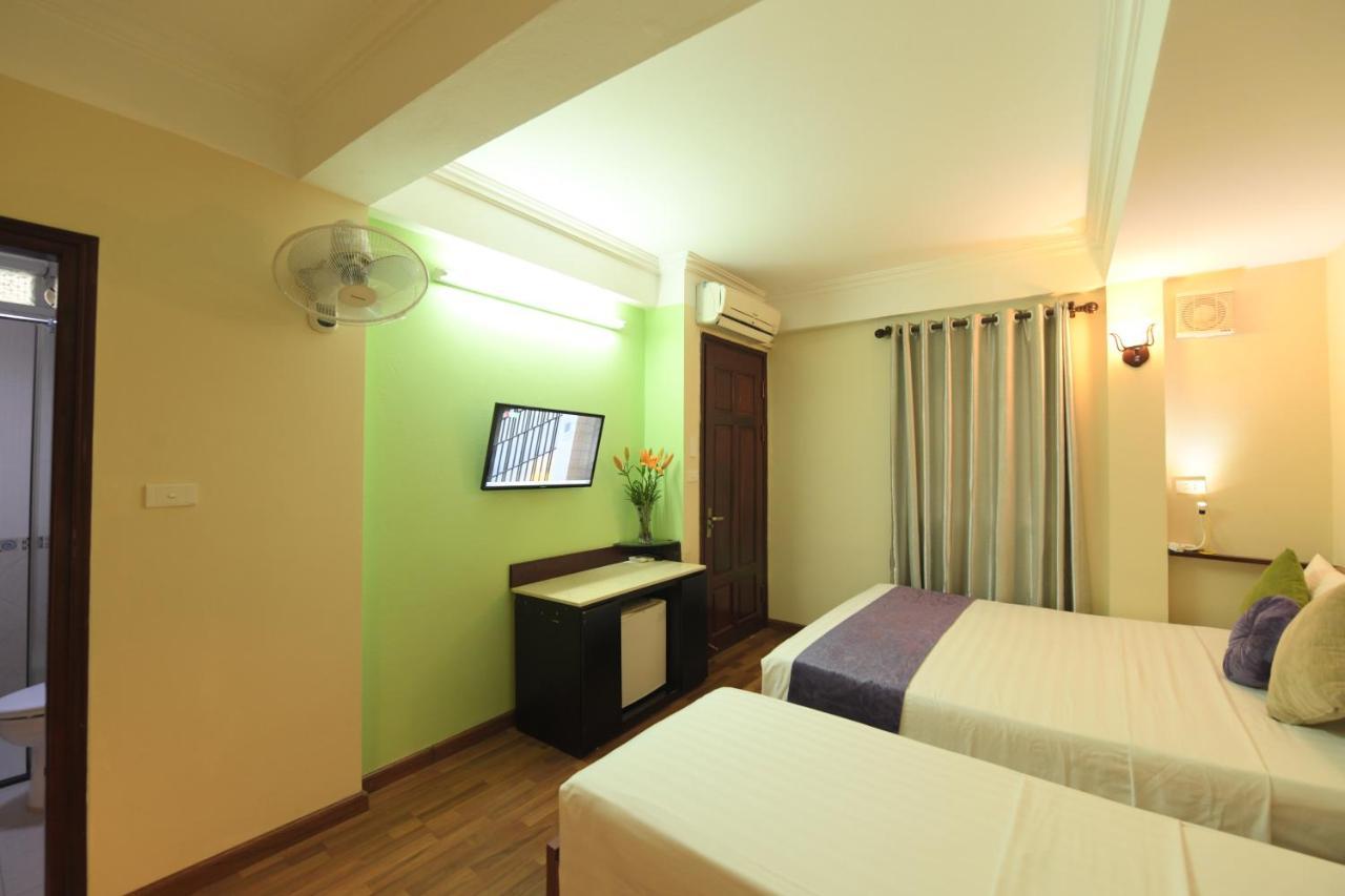 Holiday Lakeview Hotel Hanoi Eksteriør billede