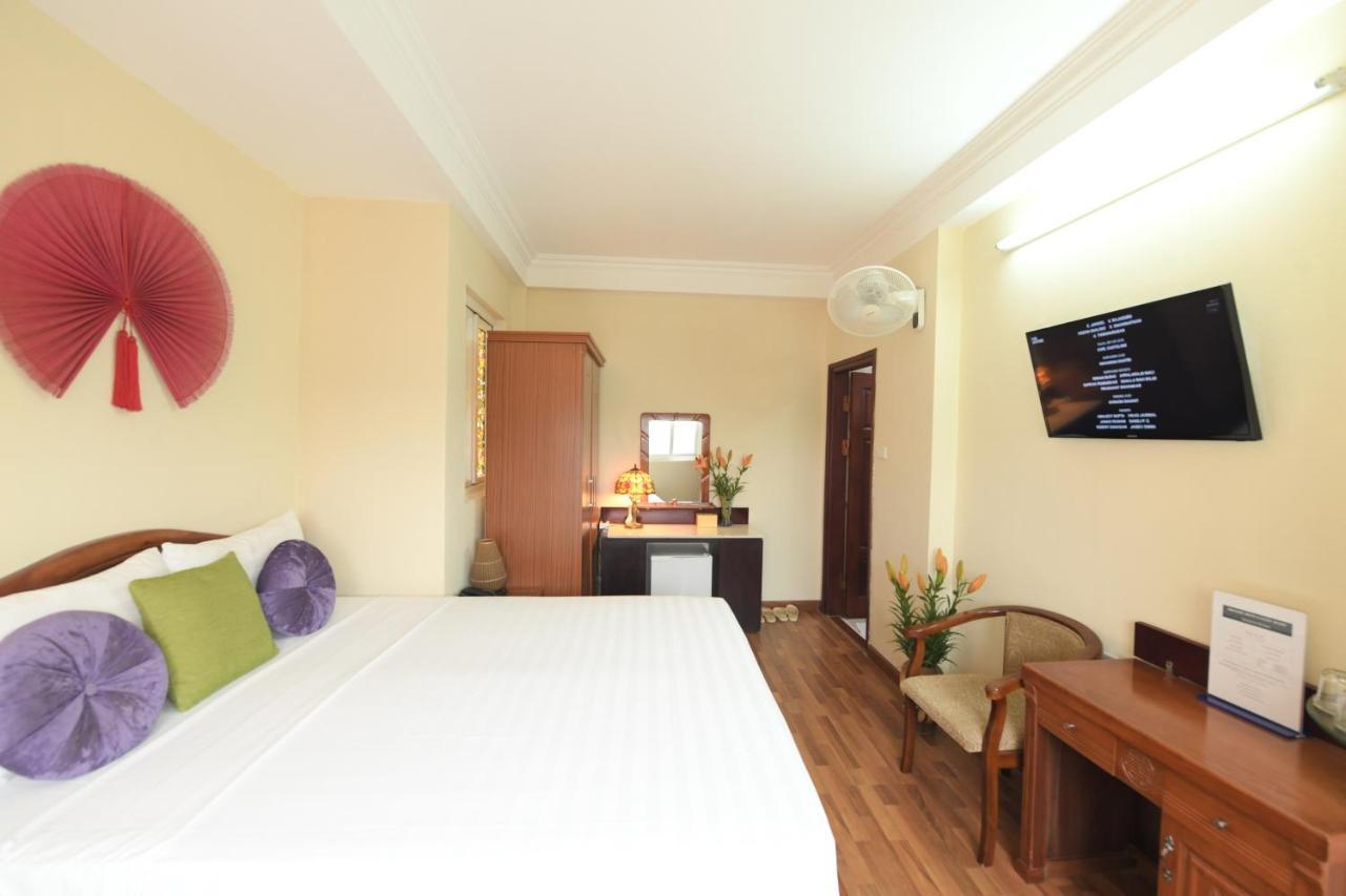 Holiday Lakeview Hotel Hanoi Eksteriør billede